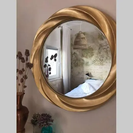 Wunderschoene Mit Blick Auf Weinberge Apartamento Neustadt an der Weinstraße