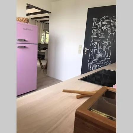 Wunderschoene Mit Blick Auf Weinberge 公寓 *