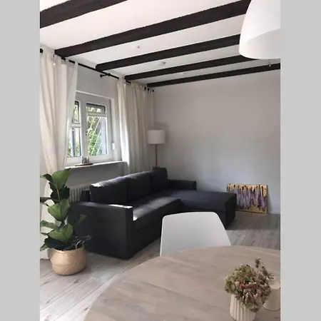 Wunderschoene Mit Blick Auf Weinberge Apartament Neustadt an der Weinstraße