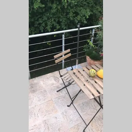 Apartment Wunderschoene Mit Blick Auf Weinberge *