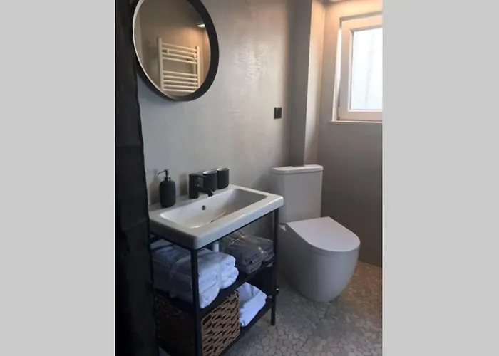 公寓 Wunderschoene Mit Blick Auf Weinberge