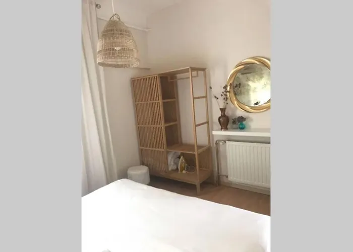 Wunderschoene Mit Blick Auf Weinberge 公寓 *